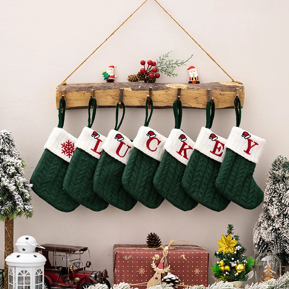 Chaussette de Noël tricotée avec initiale (A à Z)
